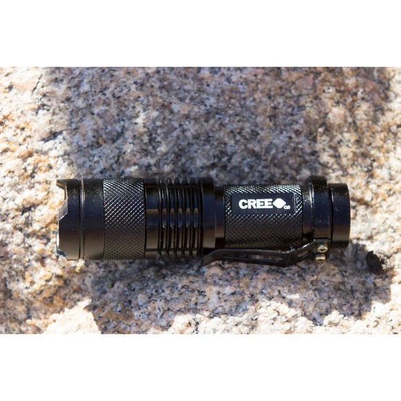 ULTIMATE Tactical LED Flashlight - Picture 2 of 3